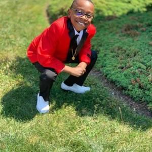 Meet your Posher, Cecelia